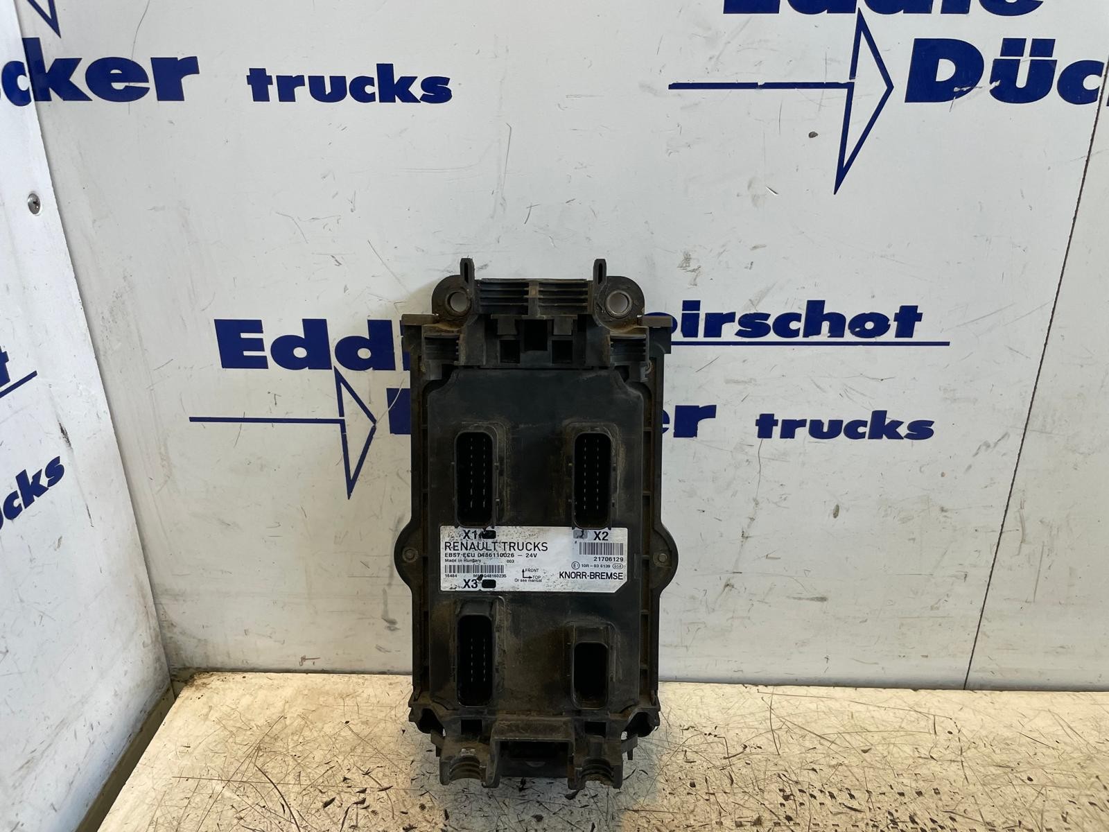 25680-1